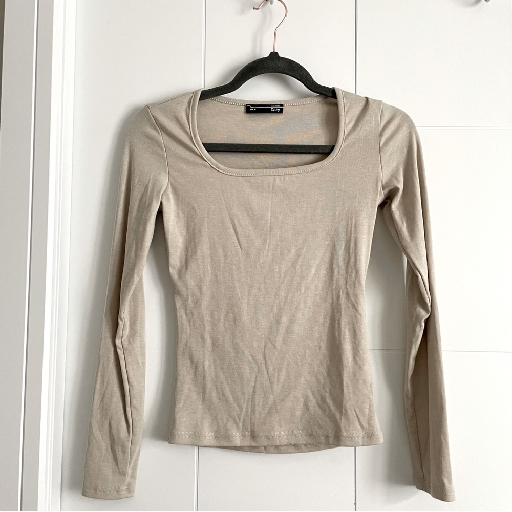 3/$25 Squareneck Longsleeve Top - Picture 1 of 3